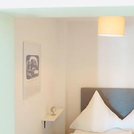 Helles Im Zentrum Appartamento