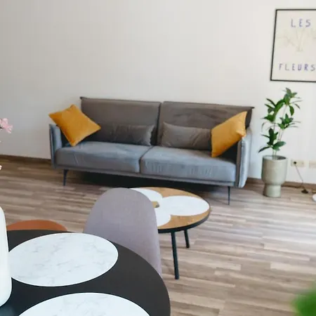 アパート Helles Im Zentrum マクデブルク