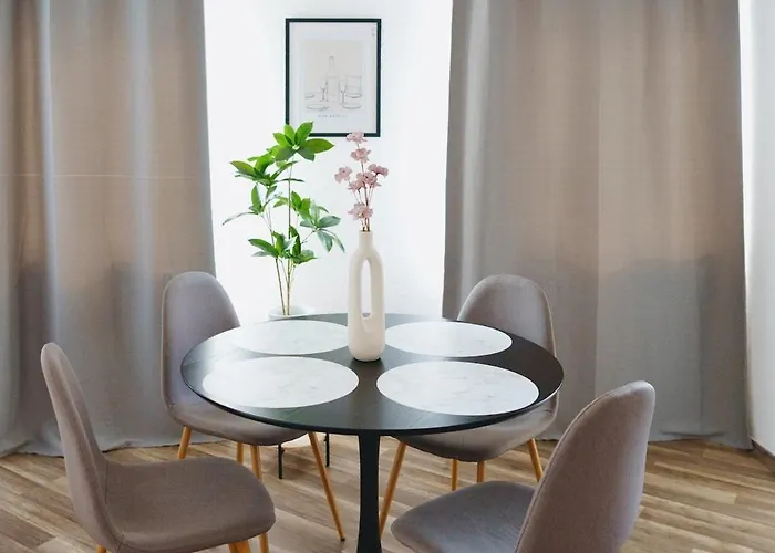 Helles Im Zentrum Διαμέρισμα *